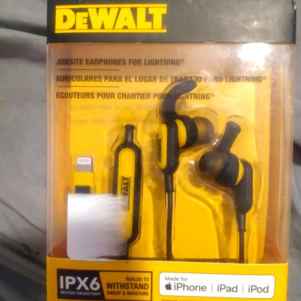 Dewalt ear phones